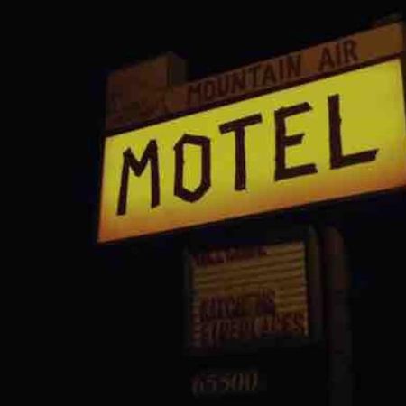 Updated + Clean Motel Room At The Base Of Mt Hood! Mount Hood Village Kültér fotó