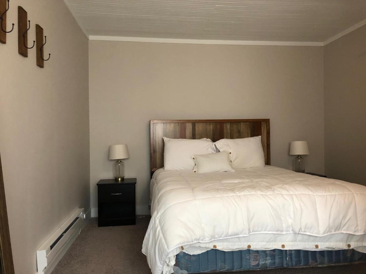 Updated + Clean Motel Room At The Base Of Mt Hood! Mount Hood Village Szoba fotó